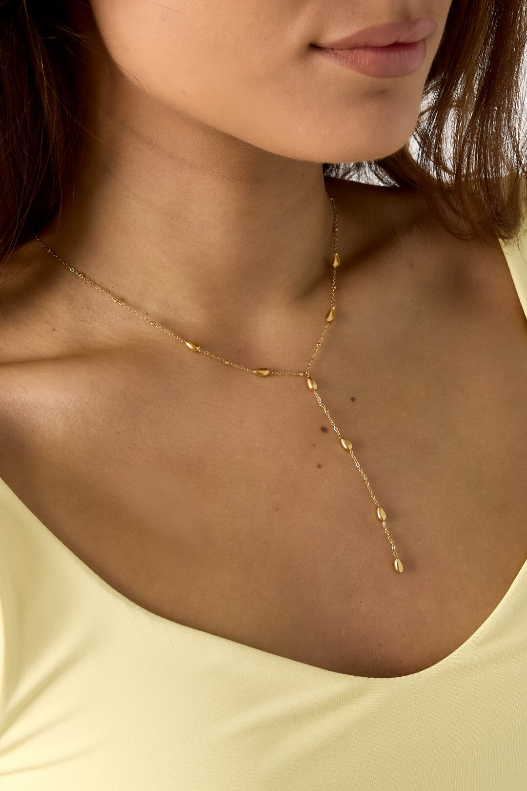 Collar Lariat Perline · cuentas en acero dorado — vista 3