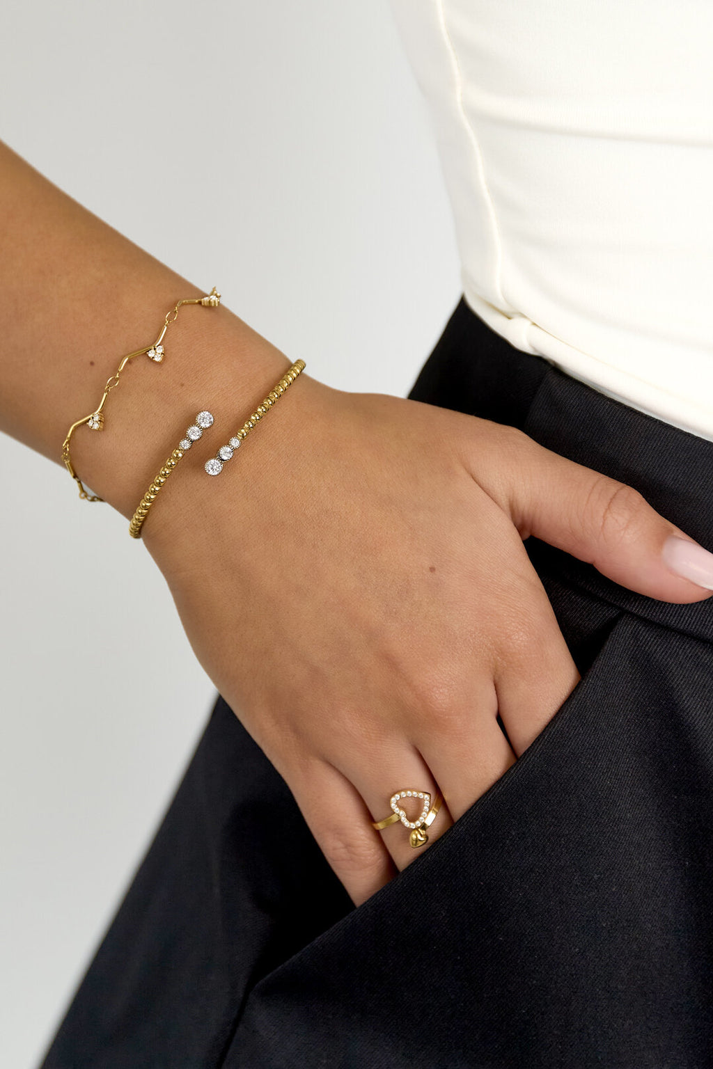 Pulsera rígida Filo · circonitas — vista 3