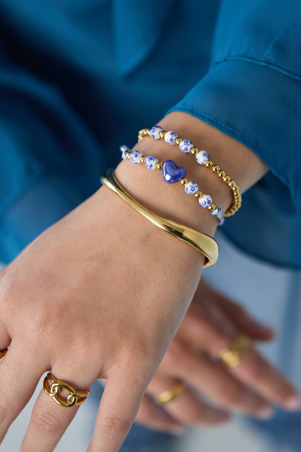 Pulsera Perline Oro · cuentas doradas — vista 2
