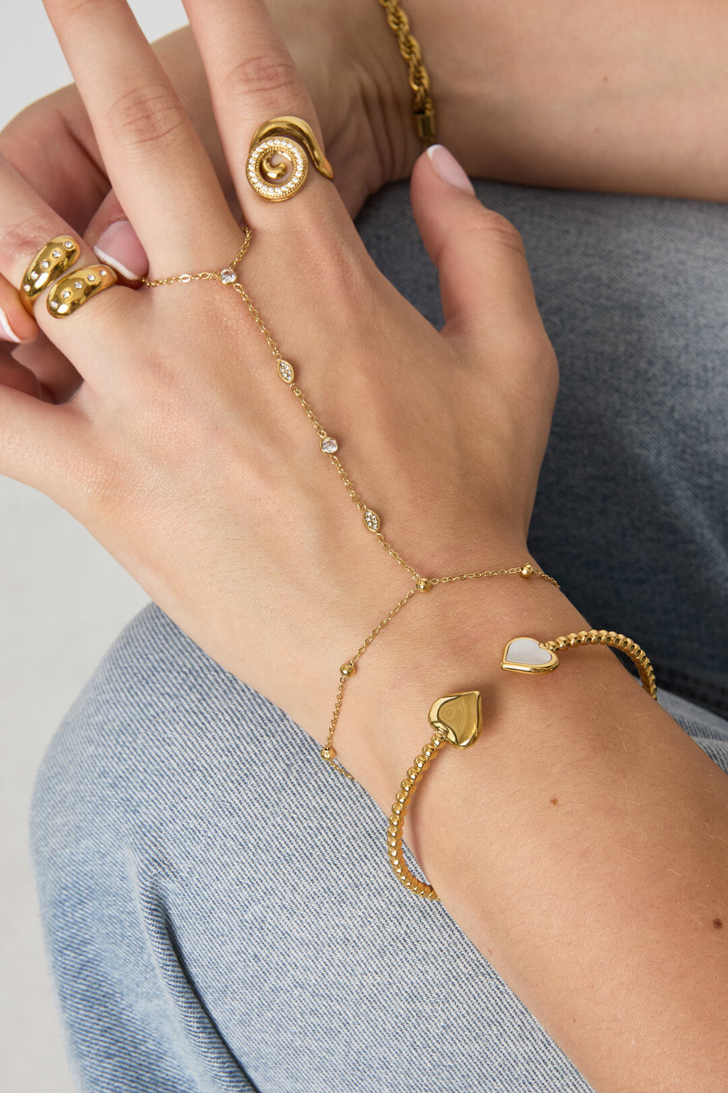 Pulsera rígida Filo · circonitas — vista 2