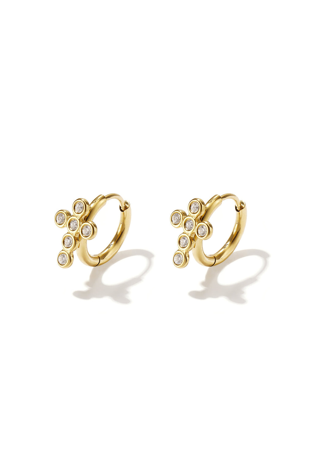 Pendientes Fiorella · flor y cadenita en acero dorado