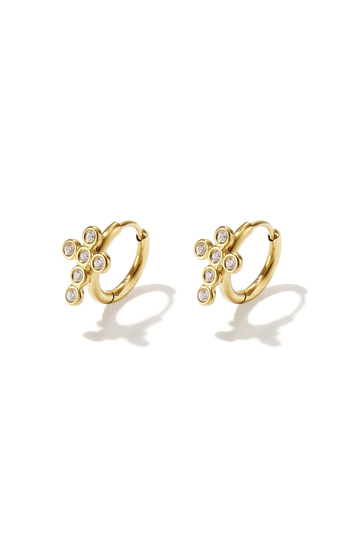 Pendientes Fiorella · flor y cadenita en acero dorado