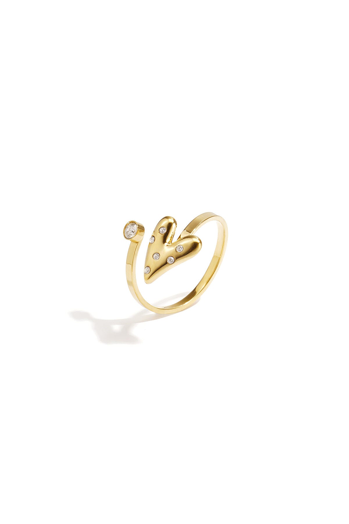 Anillo Cuore Aperto · corazón perfilado en circonitas, acero dorado
