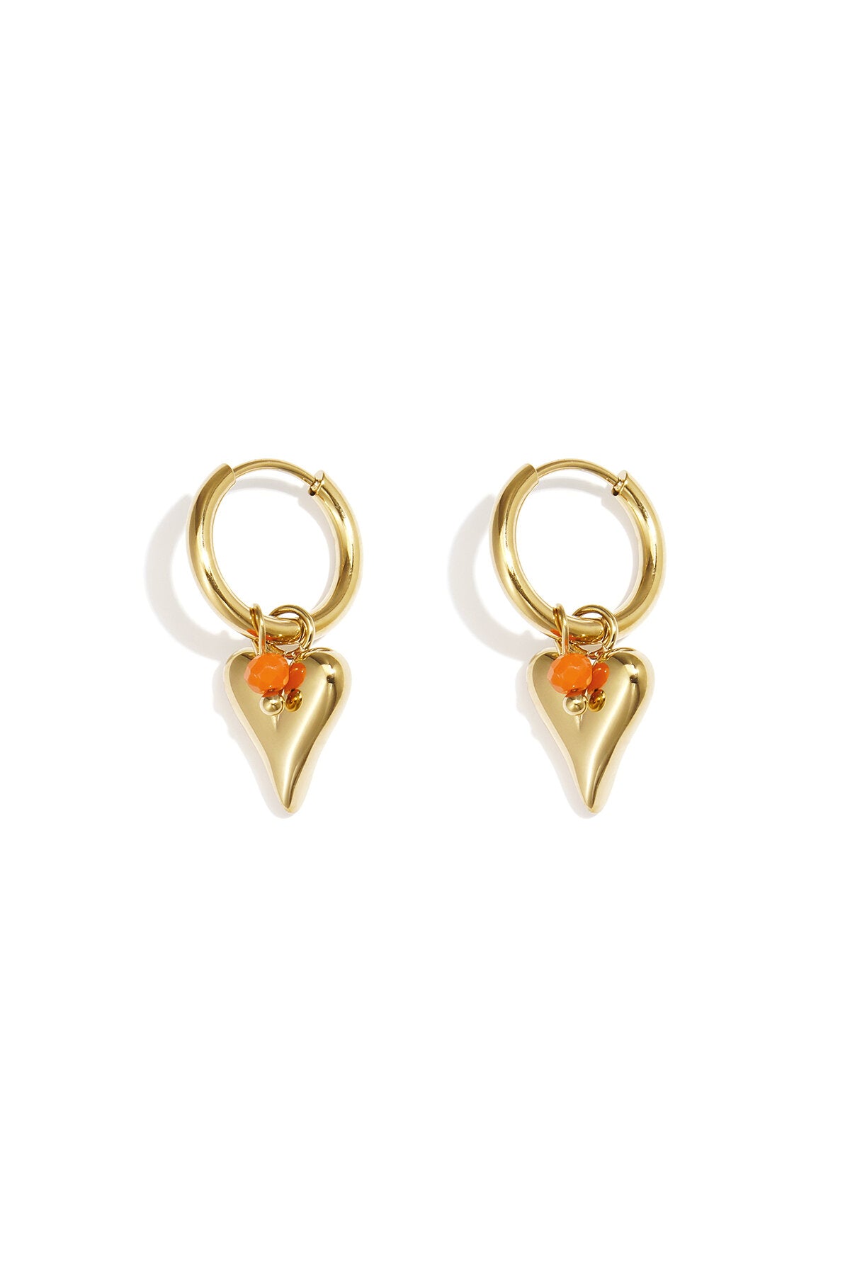Pendientes Cuore Smalto · corazón esmaltado en acero dorado