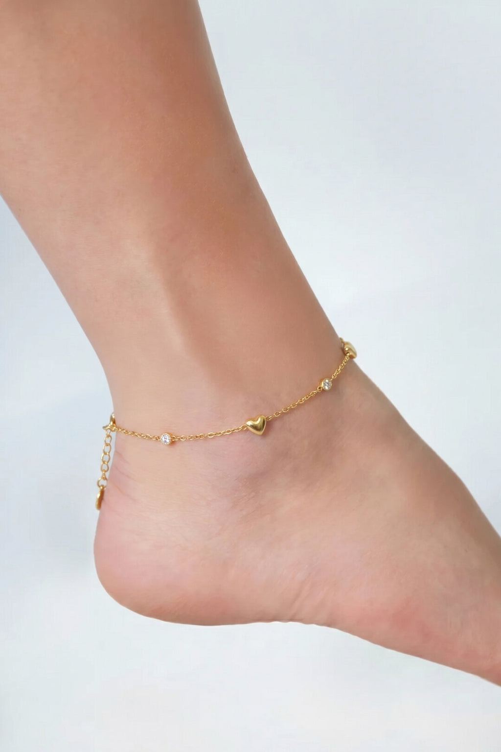 Tobillera Cuore · cadena fina con corazones, acero dorado — vista 2