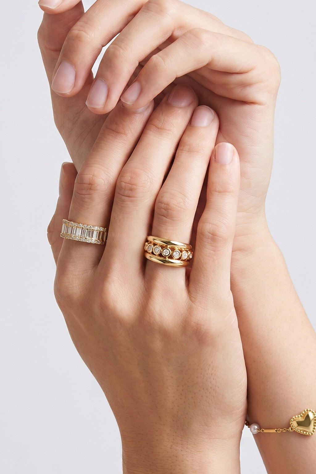Anillo Baguette · doble hilera de circonitas, acero dorado — vista 2