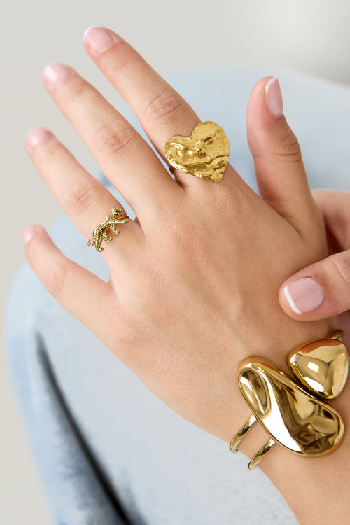 Anillo Pantera · felino en acero dorado — vista 2
