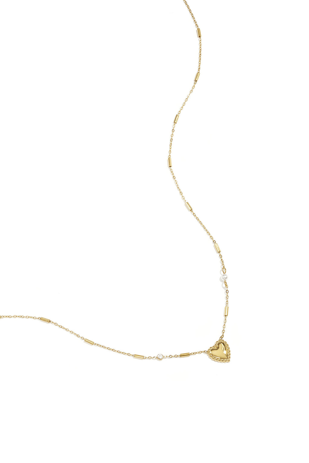 Collar Cuoricino · corazón pequeño de acero dorado