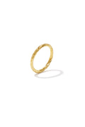 Anillo Corda · banda de cordón torsionado, acero dorado